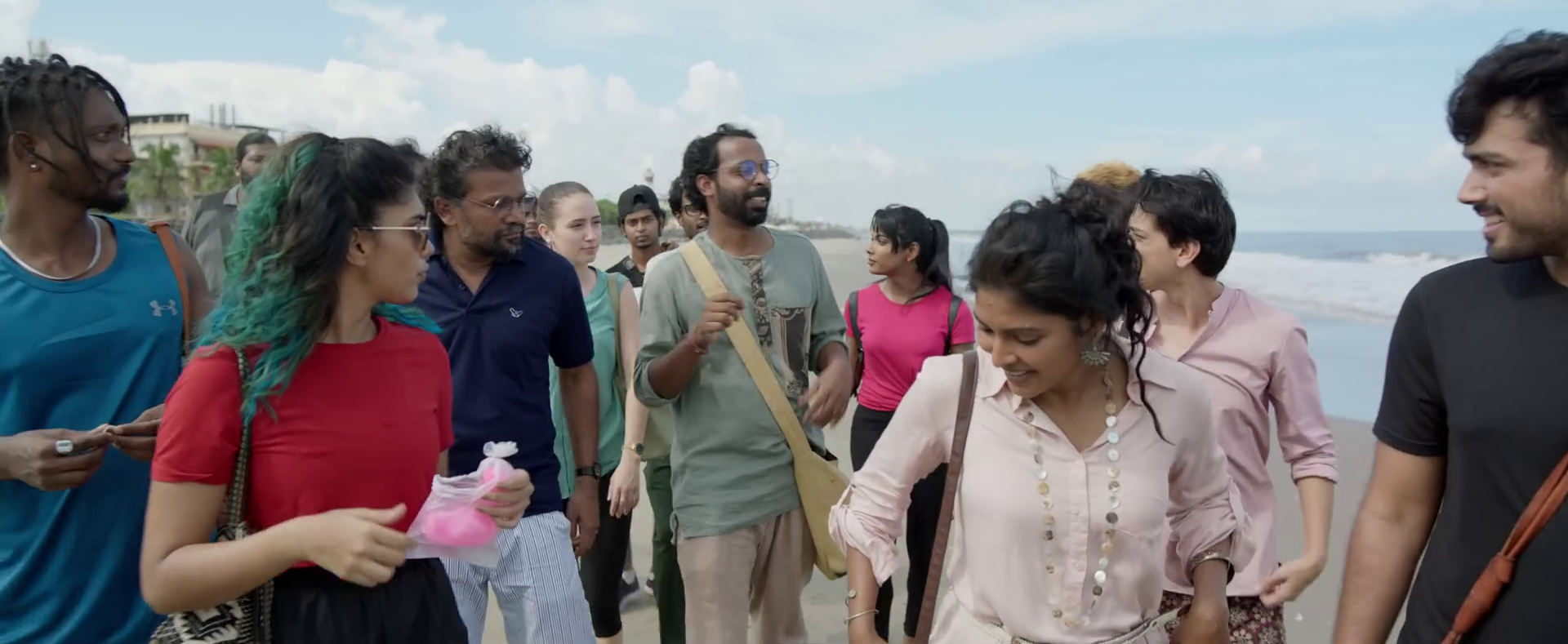Natchathiram Nagargiradhu